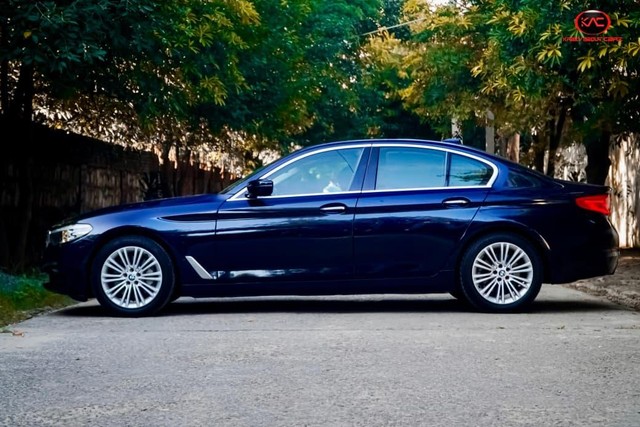 Second-hand 2018 BMW 5 Series 530i Sport Line for sale in New Delhi-3
