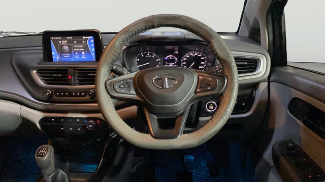 Second-hand 2020 Tata Altroz XT BSVI for sale in Kolkata-12