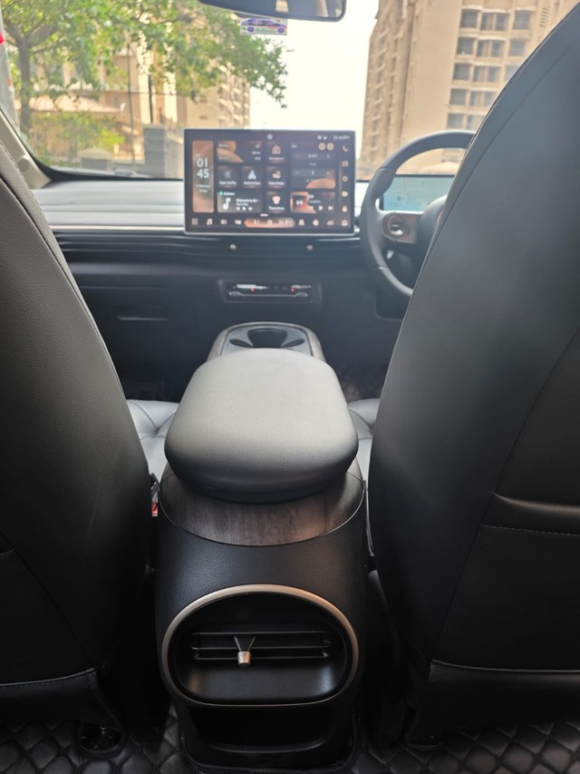 Second-hand 2025 MG Windsor EV Exclusive for sale in Mumbai-9