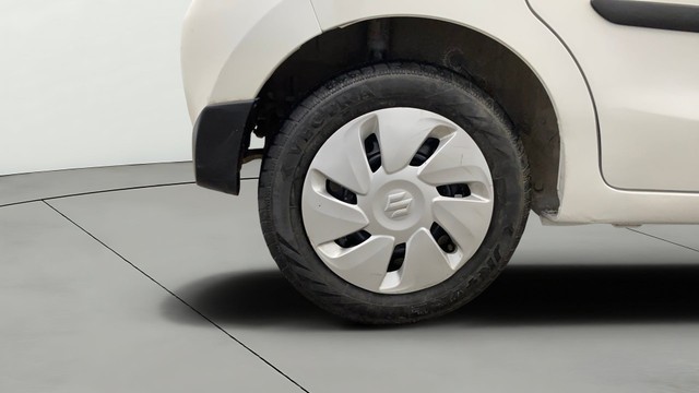 Second-hand 2021 Maruti Celerio VXI CNG for sale in Lucknow-24