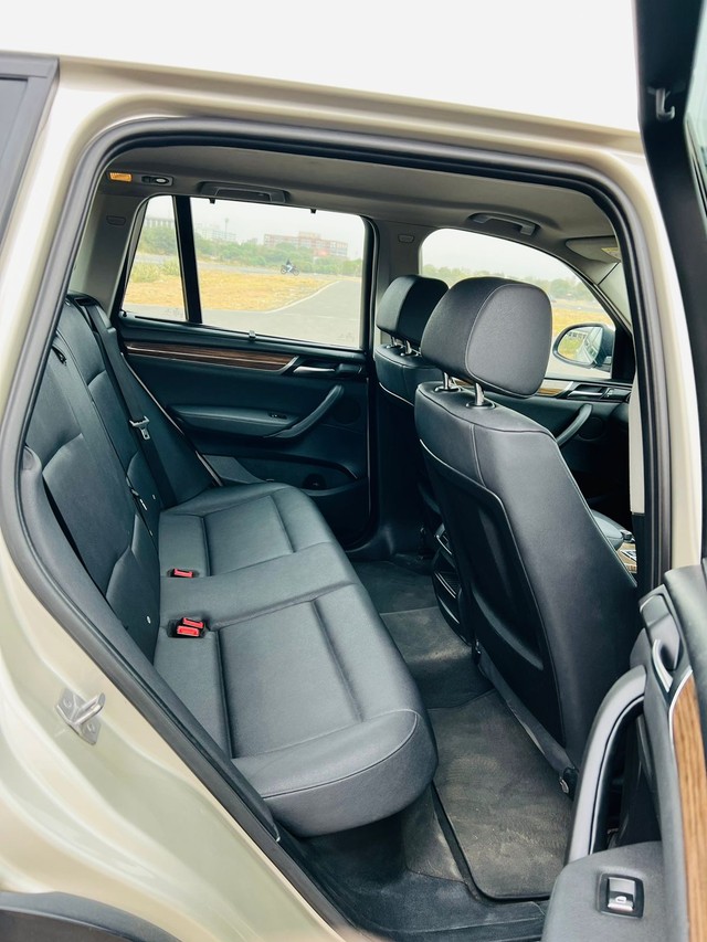 Second-hand 2016 BMW X3 xDrive20d xLine for sale in Vadodara-11