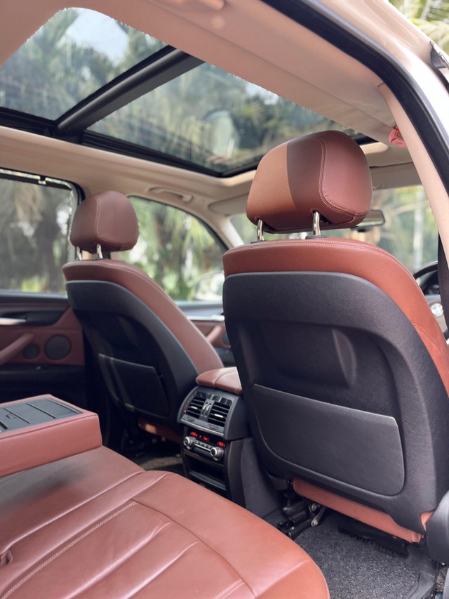 BMW X5 xDrive 30d M Sport Second-hand 2017 BMW X5 xDrive 30d M Sport for sale in Mumbai-20