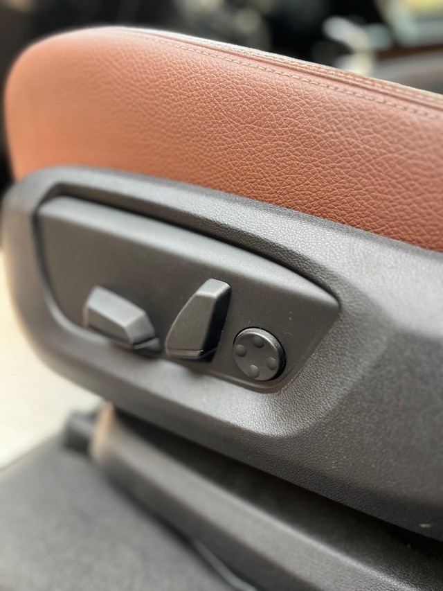 BMW X5 xDrive 30d M Sport Second-hand 2017 BMW X5 xDrive 30d M Sport for sale in Mumbai-41