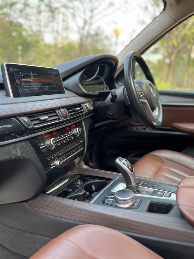 BMW X5 xDrive 30d M Sport Second-hand 2017 BMW X5 xDrive 30d M Sport for sale in Mumbai-28