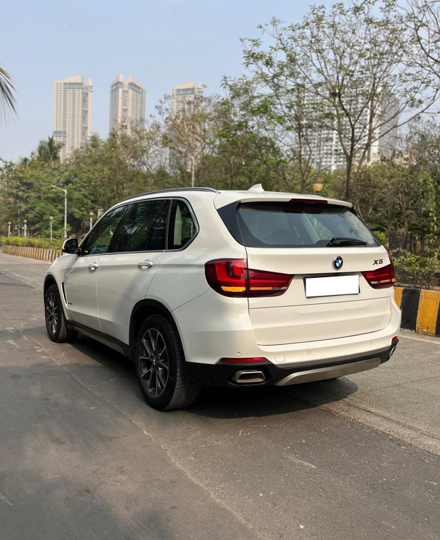 BMW X5 xDrive 30d M Sport Second-hand 2017 BMW X5 xDrive 30d M Sport for sale in Mumbai-13