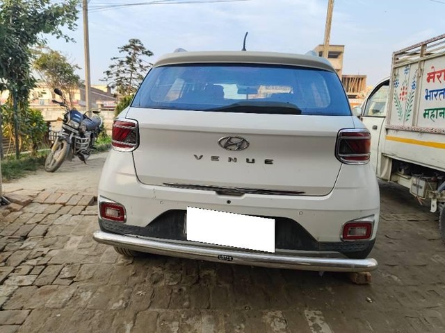 Hyundai Venue S BSIV Second-hand 2020 Hyundai Venue S BSIV for sale in Gopalganj-1
