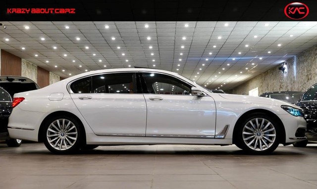 Second-hand 2016 BMW 7 Series 740Li DPE Signature for sale in New Delhi-7