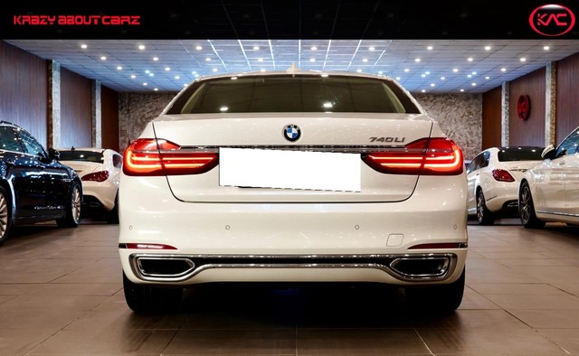 Second-hand 2016 BMW 7 Series 740Li DPE Signature for sale in New Delhi-2