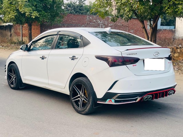 Second-hand 2023 Hyundai Verna SX Diesel for sale in Jaipur-3