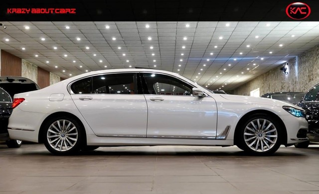 Second-hand 2016 BMW 7 Series 740Li DPE Signature for sale in New Delhi-6