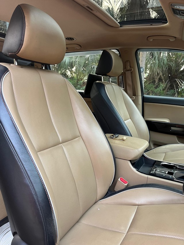 Second-hand 2021 Kia Carnival Limousine for sale in Mumbai-42