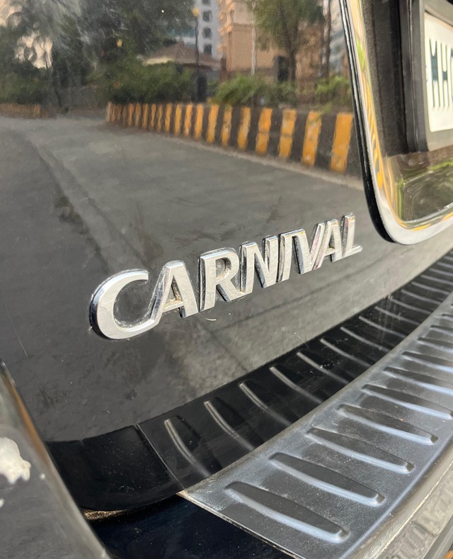 Second-hand 2021 Kia Carnival Limousine for sale in Mumbai-9