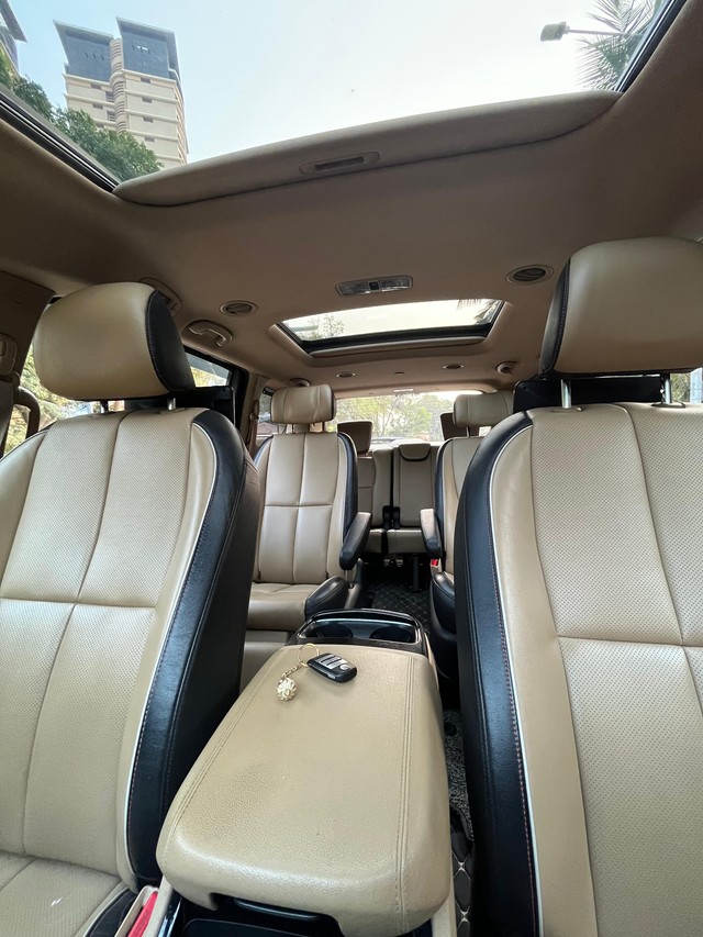 Second-hand 2021 Kia Carnival Limousine for sale in Mumbai-52