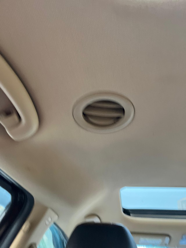 Second-hand 2021 Kia Carnival Limousine for sale in Mumbai-60