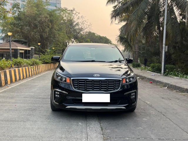 Second-hand 2021 Kia Carnival Limousine for sale in Mumbai-5