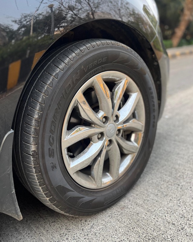 Second-hand 2021 Kia Carnival Limousine for sale in Mumbai-41