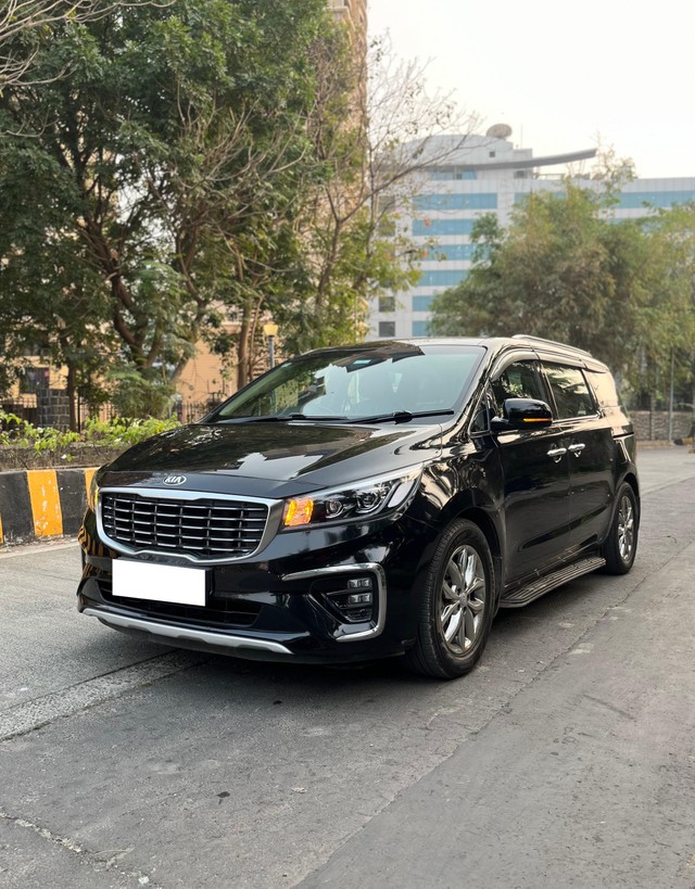 Second-hand 2021 Kia Carnival Limousine for sale in Mumbai-45