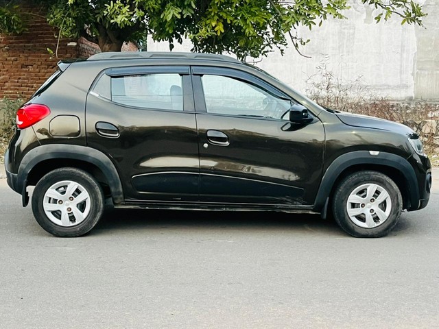 Second-hand 2016 Renault KWID 1.0 RXT for sale in Jaipur-1