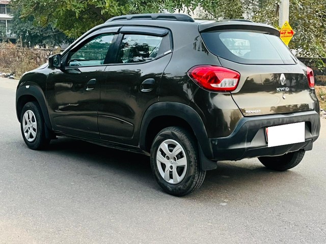 Second-hand 2016 Renault KWID 1.0 RXT for sale in Jaipur-3