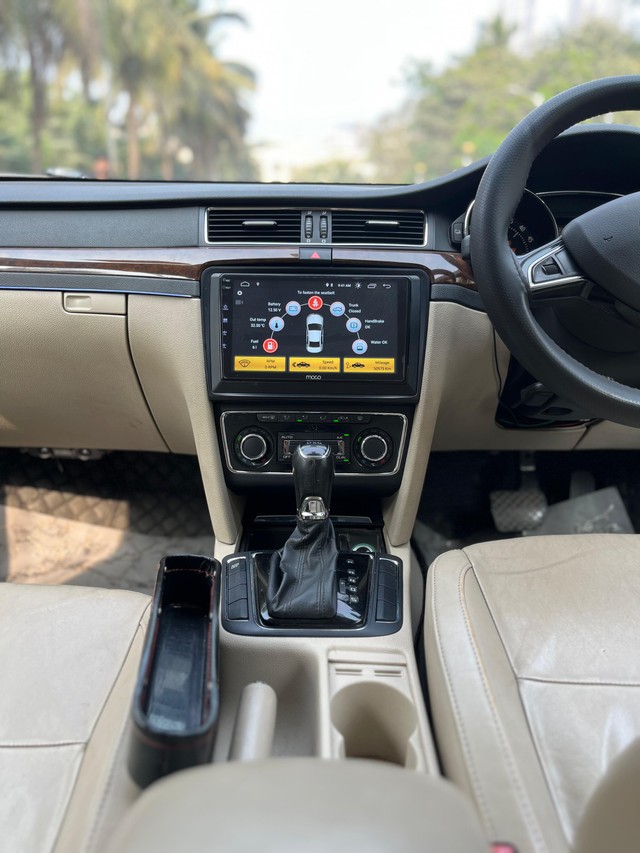 Second-hand 2015 Skoda Superb Ambition 2.0 TDI CR AT for sale in Mumbai-6