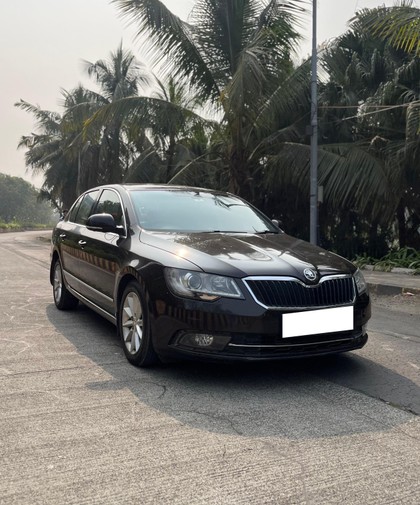 Second-hand 2015 Skoda Superb Ambition 2.0 TDI CR AT for sale in Mumbai
