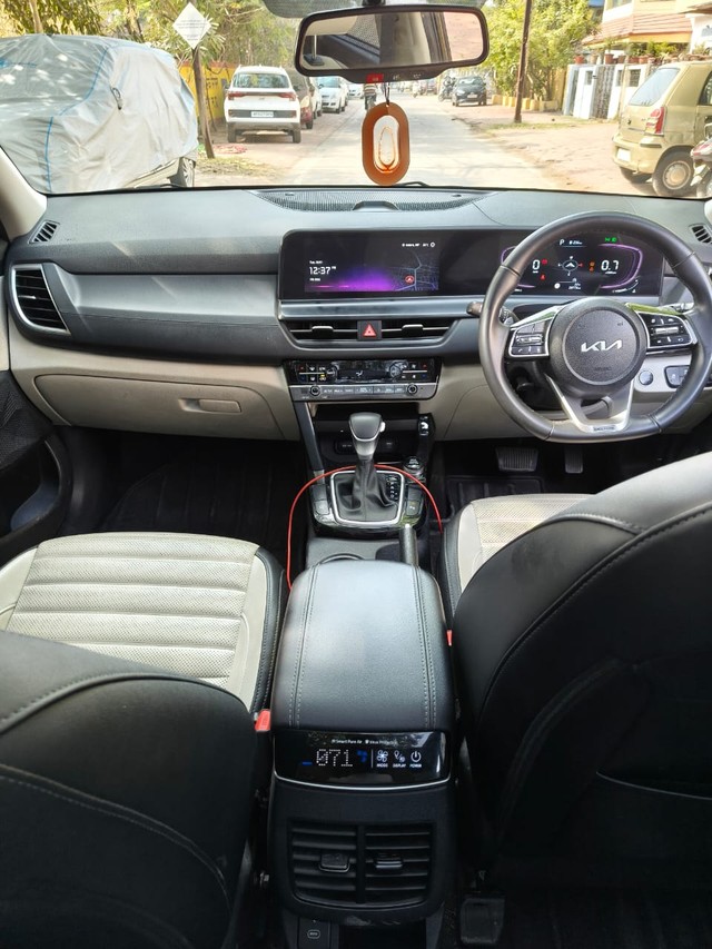 Second-hand 2023 Kia Seltos HTX Diesel AT for sale in Indore-11