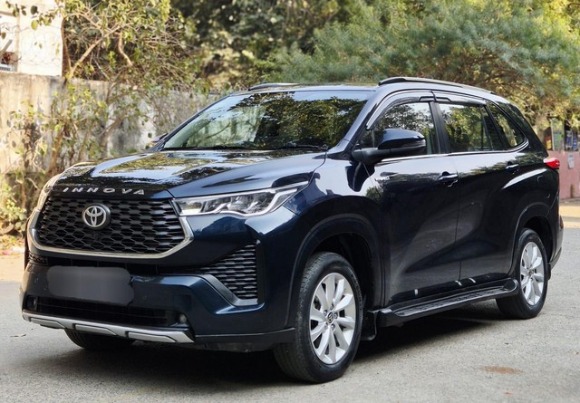 Second-hand 2024 Toyota Innova Hycross VX(O) 7STR Hybrid for sale in New Delhi-4