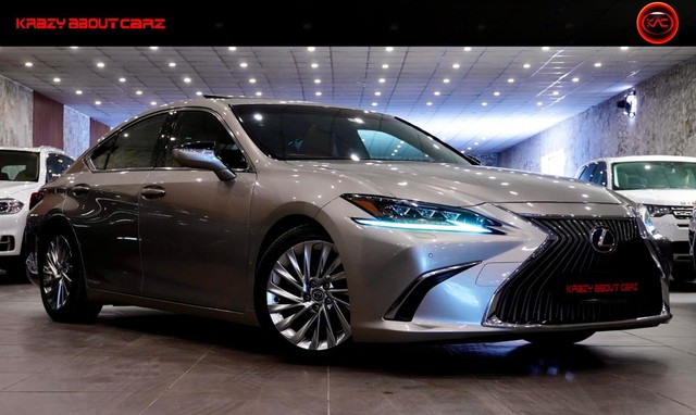 Second-hand 2020 Lexus ES 300h for sale in New Delhi-6