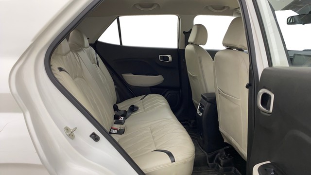 Second-hand 2022 Hyundai Venue S Turbo iMT for sale in Navi Mumbai-16