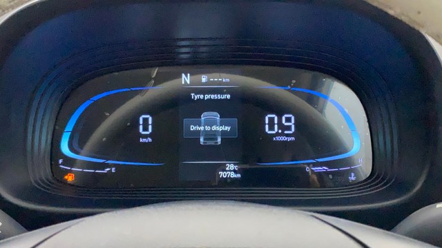 Second-hand 2022 Hyundai Venue S Turbo iMT for sale in Navi Mumbai-11