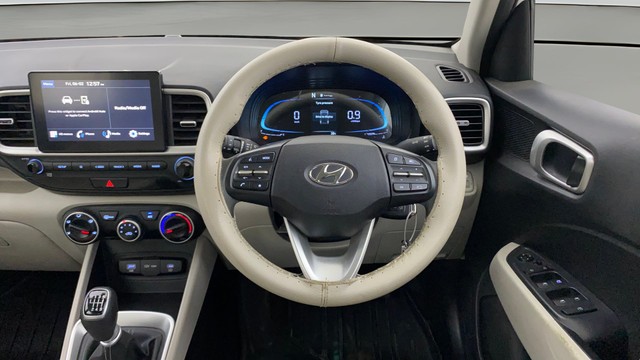 Second-hand 2022 Hyundai Venue S Turbo iMT for sale in Navi Mumbai-12