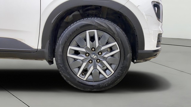 Second-hand 2022 Hyundai Venue S Turbo iMT for sale in Navi Mumbai-23