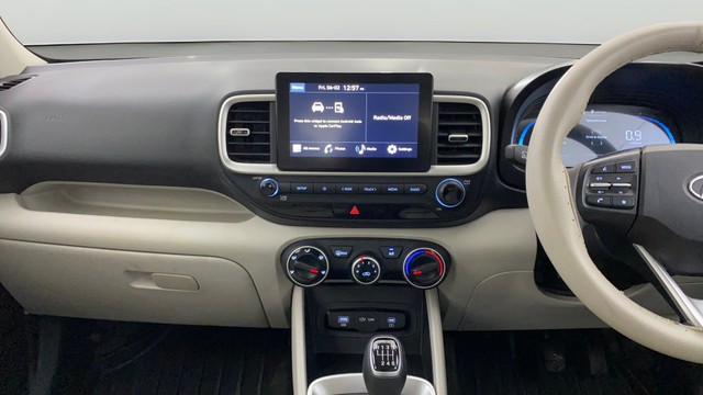 Second-hand 2022 Hyundai Venue S Turbo iMT for sale in Navi Mumbai-22