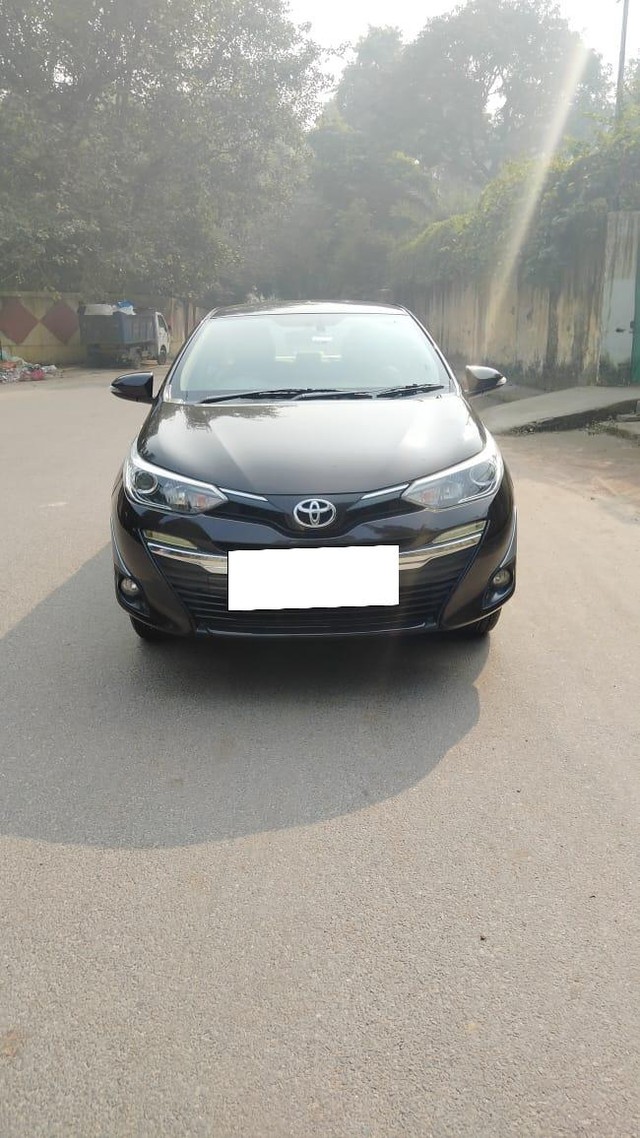 Second-hand 2018 Toyota Yaris G CVT BSIV for sale in New Delhi-21