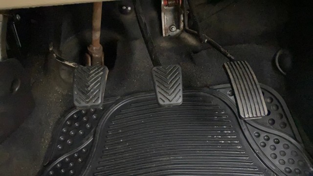 Hyundai EON Magna Plus Second-hand 2013 Hyundai EON Magna Plus for sale in Chennai-24