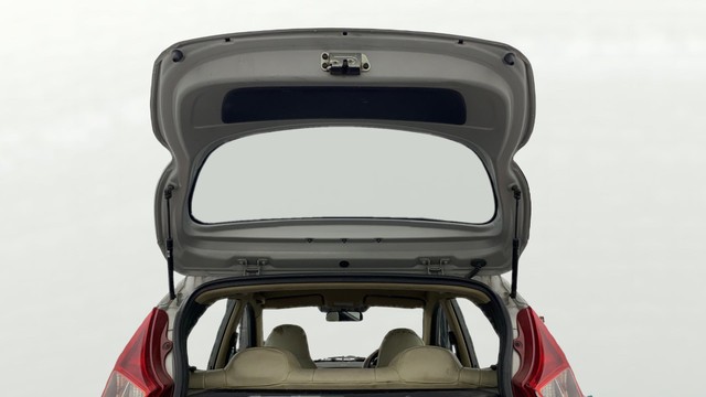 Hyundai EON Magna Plus Second-hand 2013 Hyundai EON Magna Plus for sale in Chennai-6