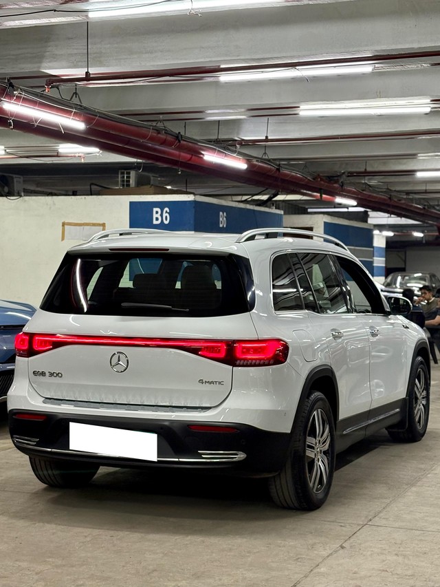 Second-hand 2023 Mercedes-Benz EQB 300 4Matic for sale in Mumbai-15