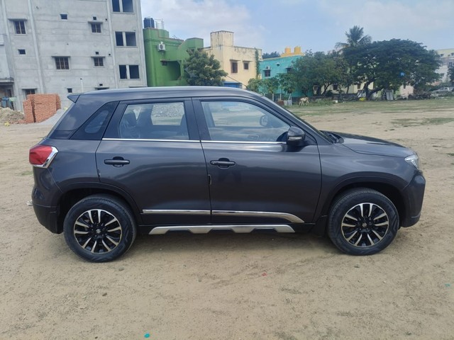 Second-hand 2021 Maruti Vitara Brezza ZXI for sale in Chennai-11