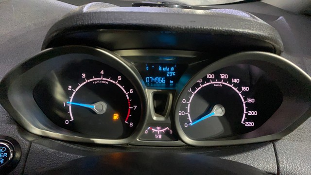 Second-hand 2017 Ford Ecosport 1.5 Ti VCT MT Titanium BSIV for sale in Kolkata-11