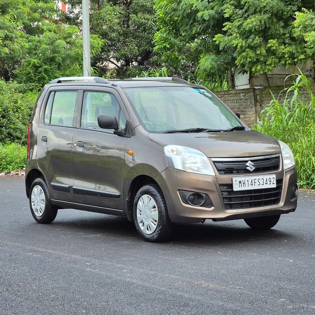 Second-hand 2016 Maruti Wagon R LXI CNG for sale in Pune-6