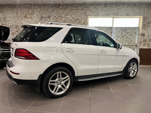 Second-hand 2017 Mercedes-Benz GLE 250d for sale in New Delhi-4