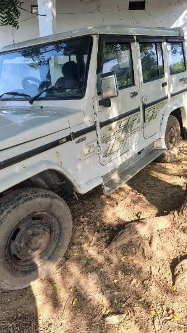 Second-hand 2012 Mahindra Bolero SLX for sale in Dhar-3