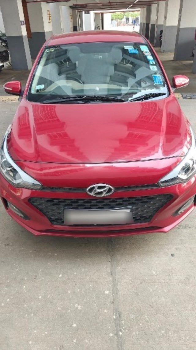 Second-hand 2018 Hyundai i20 1.2 Asta Option for sale in Bangalore-5