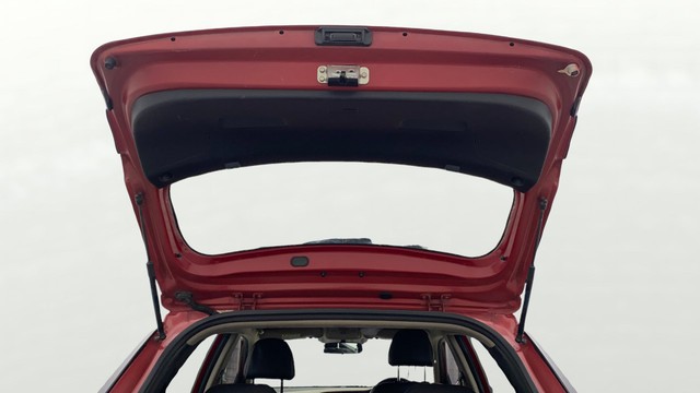 Second-hand 2017 Hyundai i20 Asta 1.2 for sale in Chennai-20