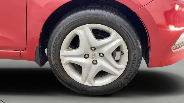 Second-hand 2017 Hyundai i20 Asta 1.2 for sale in Chennai-23