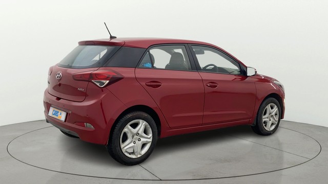 Second-hand 2017 Hyundai i20 Asta 1.2 for sale in Chennai-2