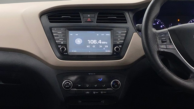 Second-hand 2017 Hyundai i20 Asta 1.2 for sale in Chennai-22