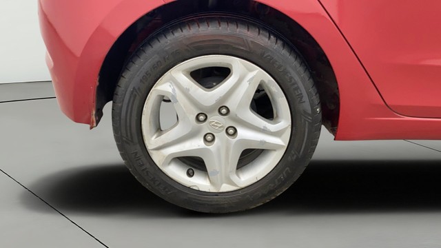 Second-hand 2017 Hyundai i20 Asta 1.2 for sale in Chennai-24