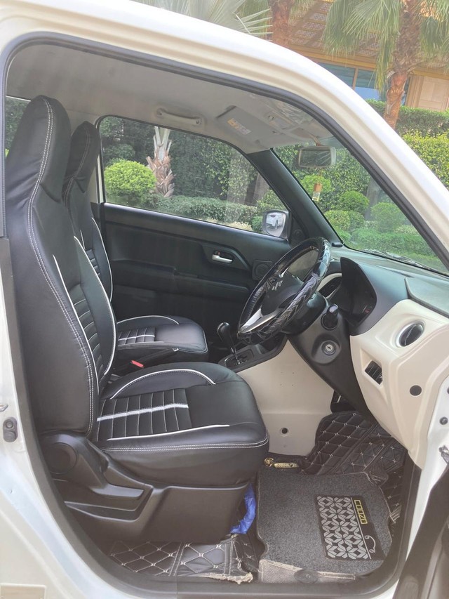 Second-hand 2021 Maruti Wagon R VXI AMT Opt for sale in New Delhi-7