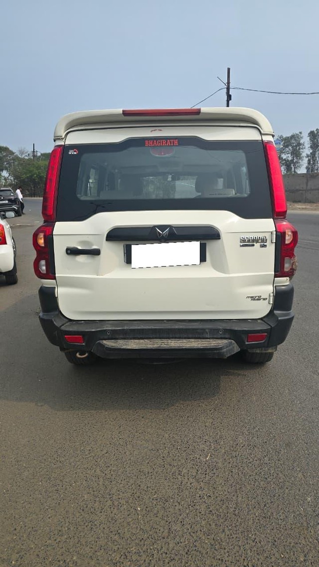 Second-hand 2022 Mahindra Scorpio S BSVI for sale in Indore-2